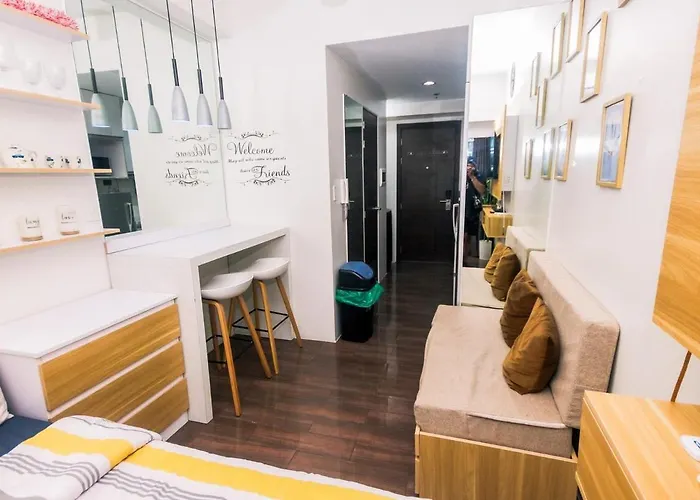 Netflix & Chill Stylish Makati Gym Swim Park Internet Fast 2474 Manila