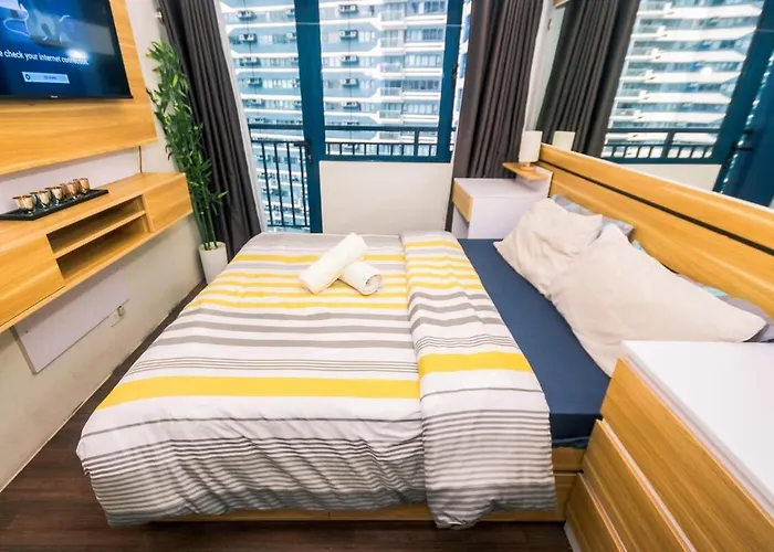 Netflix & Chill Stylish Makati Gym Swim Park Internet Fast 2474 Manila