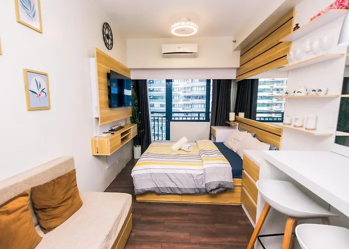Netflix & Chill Stylish Makati Gym Swim Park Internet Fast 2474